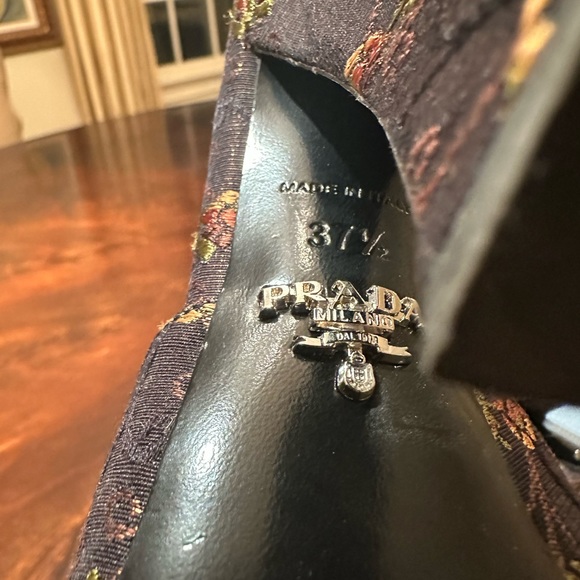 Prada floral silk black brocade mule sandals-size 7.5 - Picture 5 of 5